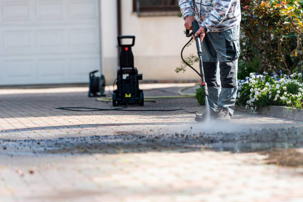 Best Garage Pressure Washing  in Neah Bay, WA